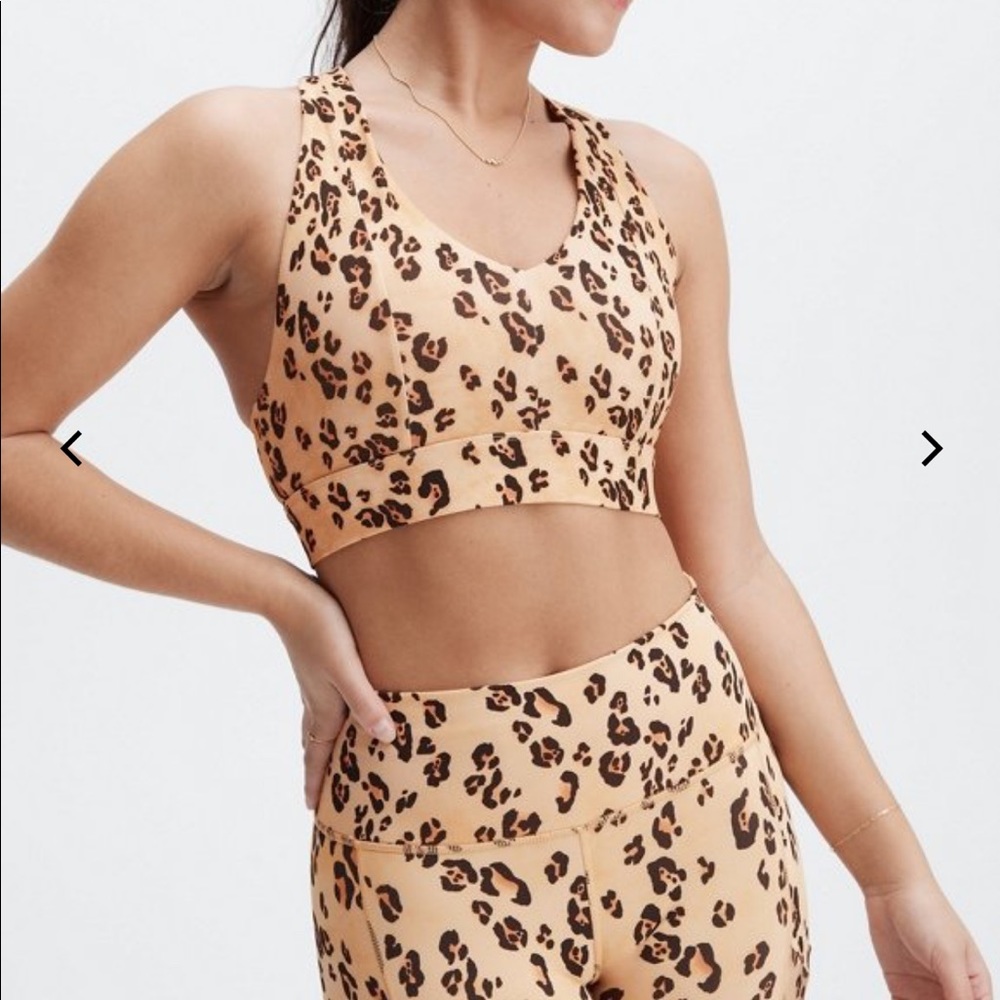 Fabletics two piece cheetah set